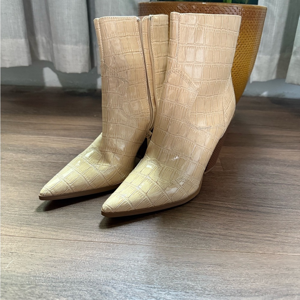 Public Desire Tan Croc-Embossed Ankle Boots
